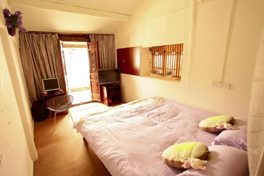 Lijiang Xieyiju Hostel