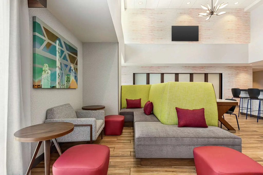 Hampton Inn & Suites Oroville