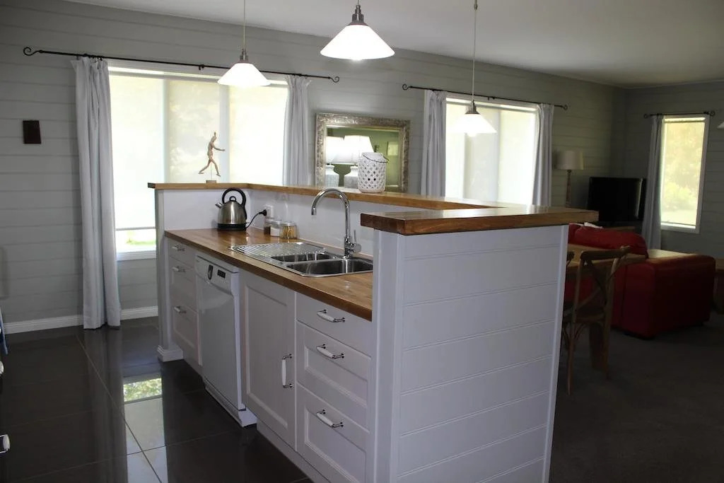 Amelina Cottages