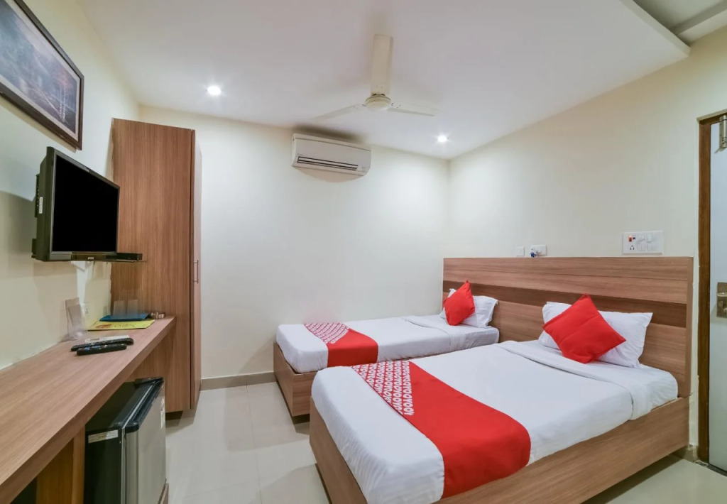 OYO 11233 Krs Nest Luxury Rooms
