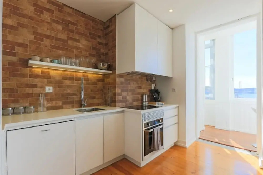 Airy Lapa 2 BR River and Bridge Views AC