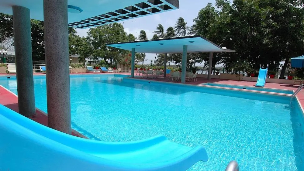 Beach Luxury Hotel