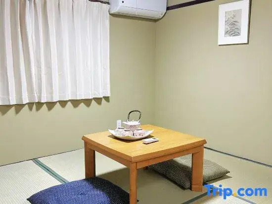 YUME Tengachaya | 60m Japanese-style detached house (two floors)  Direct to KIX & Namba | 3 Lines