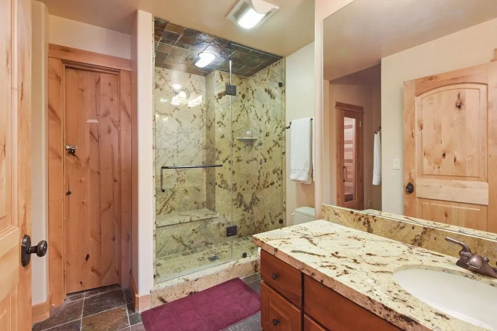 Hilltop Hideaway w/ Game Room & Forest Views!