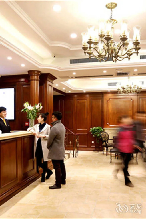 Menoni Boutique Hotel