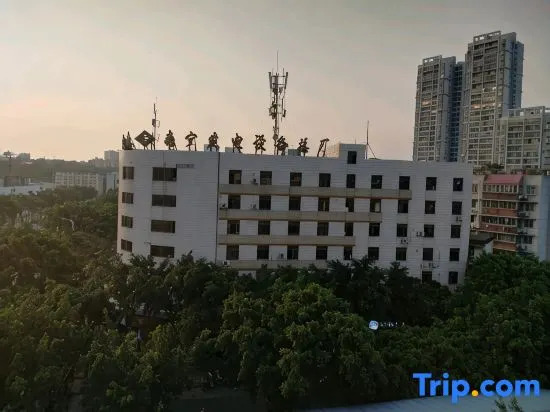 Nanning Yamon Hotel (Nanning Wuyi Road Polytechnic Vocational School Branch)