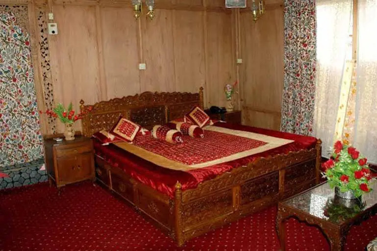 Kohimaran Group Of Houseboats
