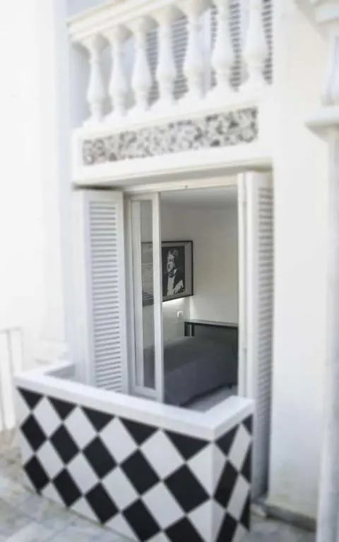 Muta House