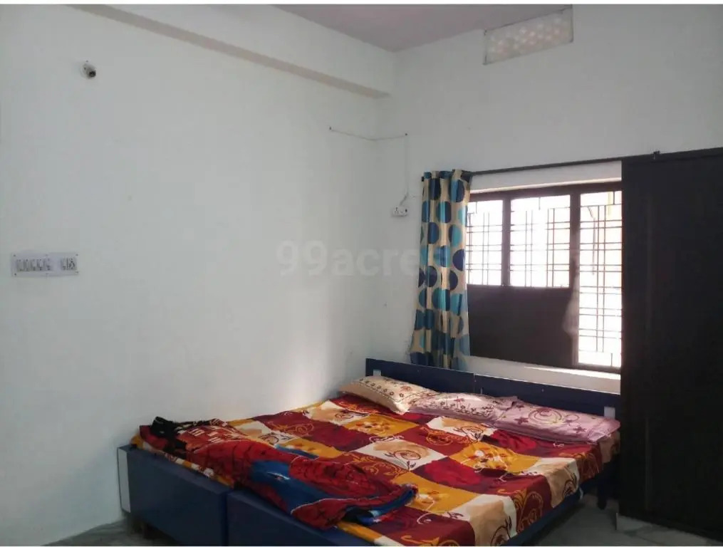 D1 Spacious & peaceful 2 bed Independent house with parking