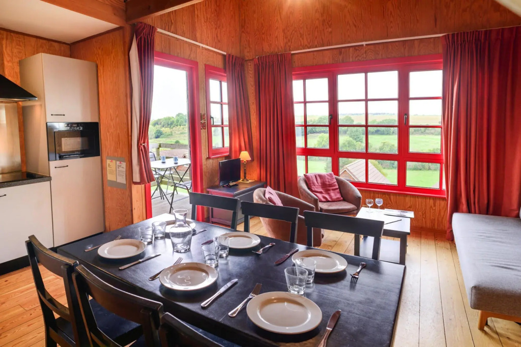 Le Domaine du Val, Grand-Laviers, wooden house for 6 pers