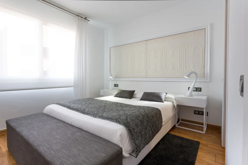 Balmes - Ático Con Piscina Privada En Barcelona