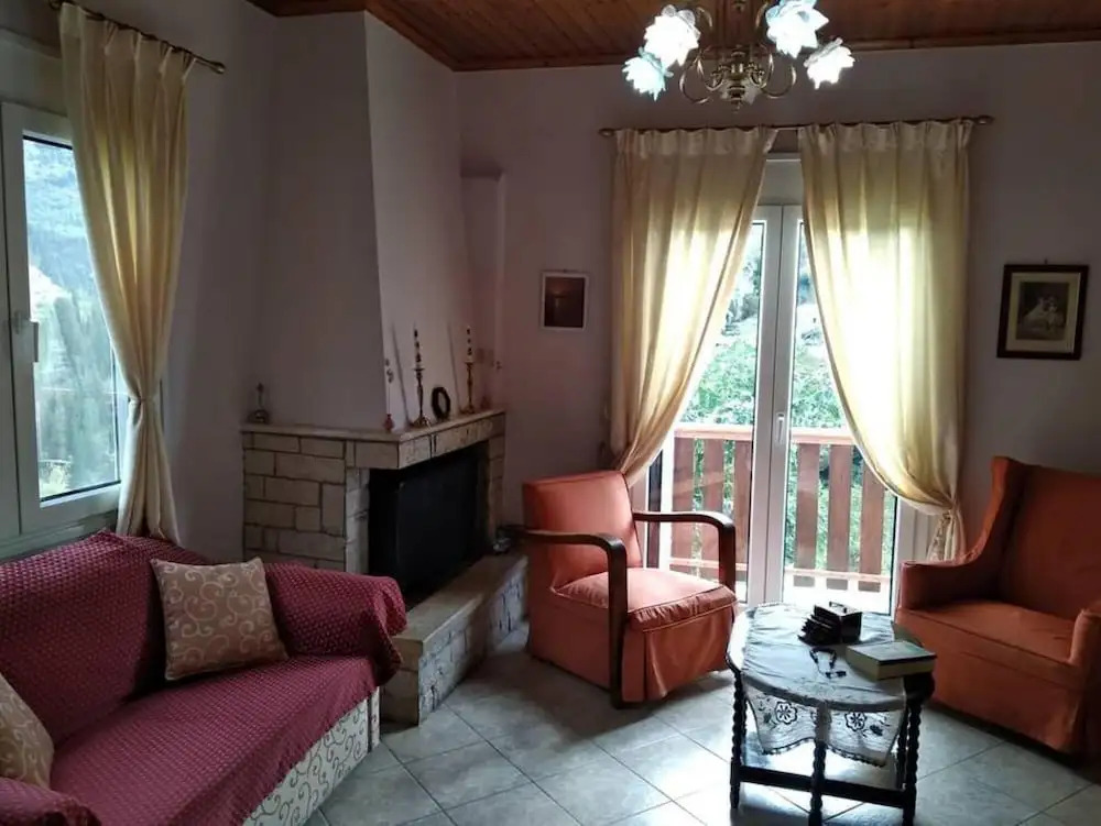 Aggelos House in Kalamitsi