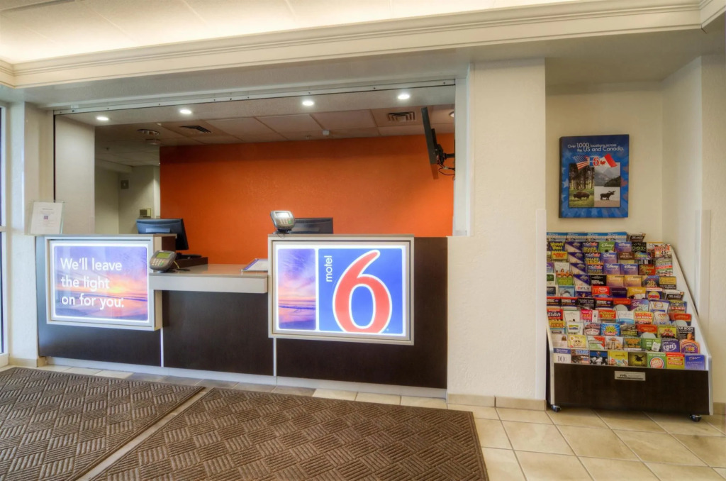 Motel 6-Orlando, FL - International Dr