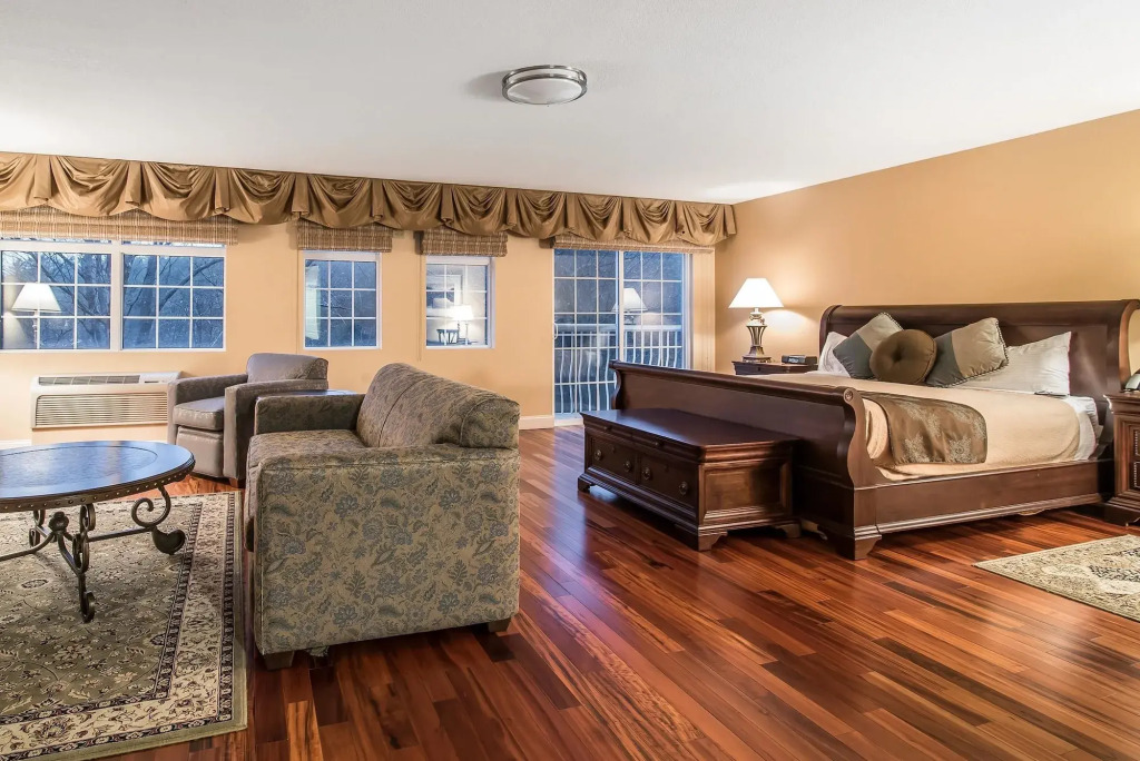 Riverside Hotel, an Ascend Collection Hotel