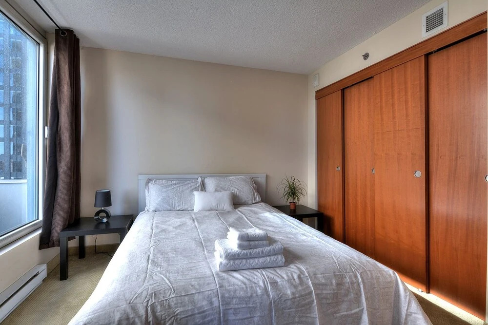 1-Bedroom Convention Center Old Port