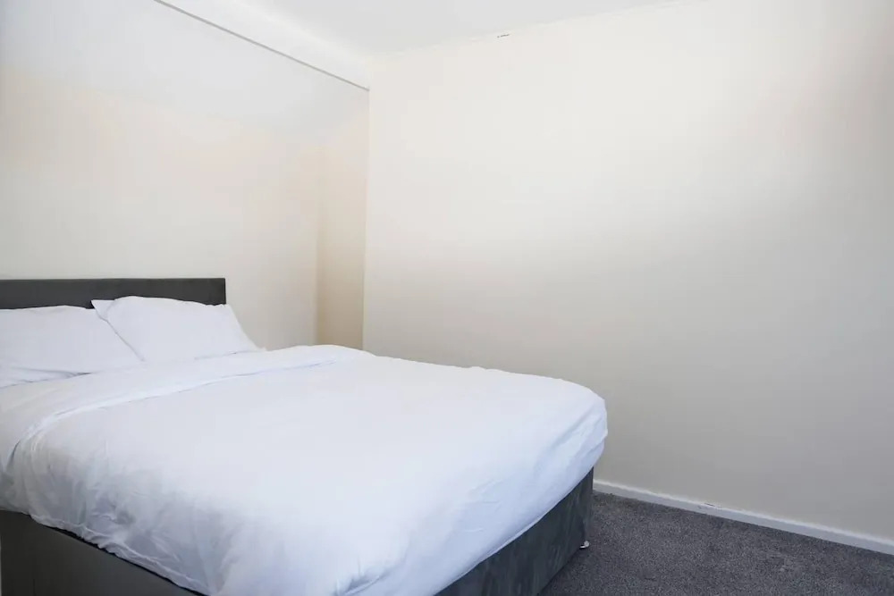 Stunning 5-bed House in Newcastle Upon Tyne