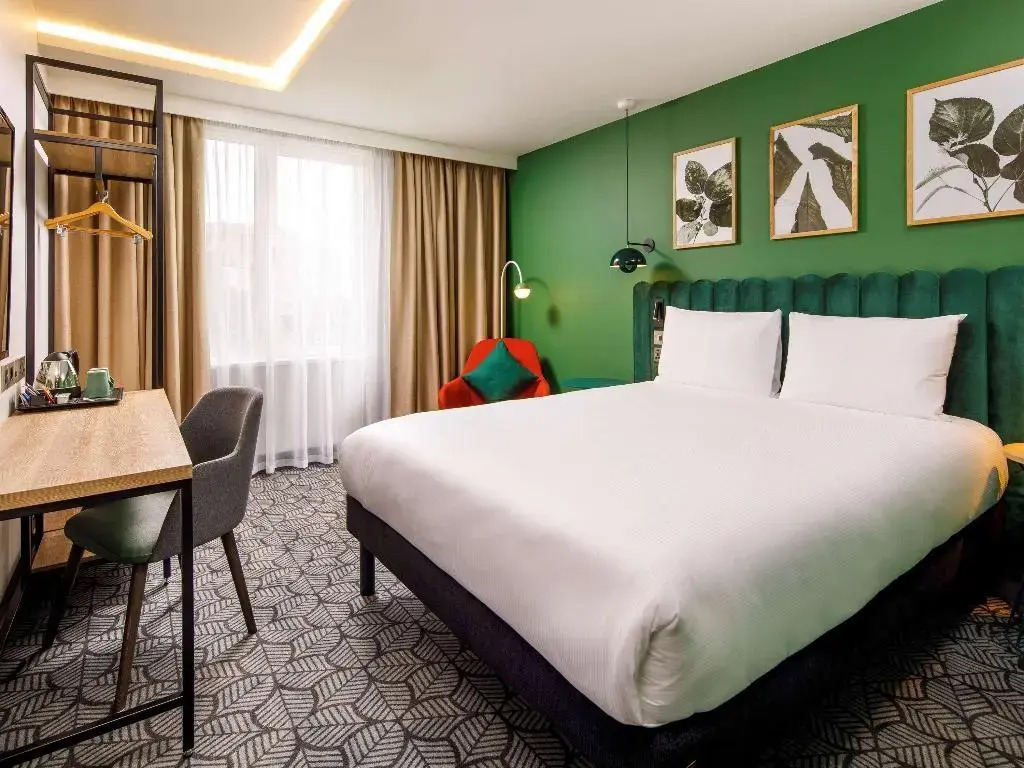 ibis Styles London Seven Kings (Opening November 2020)