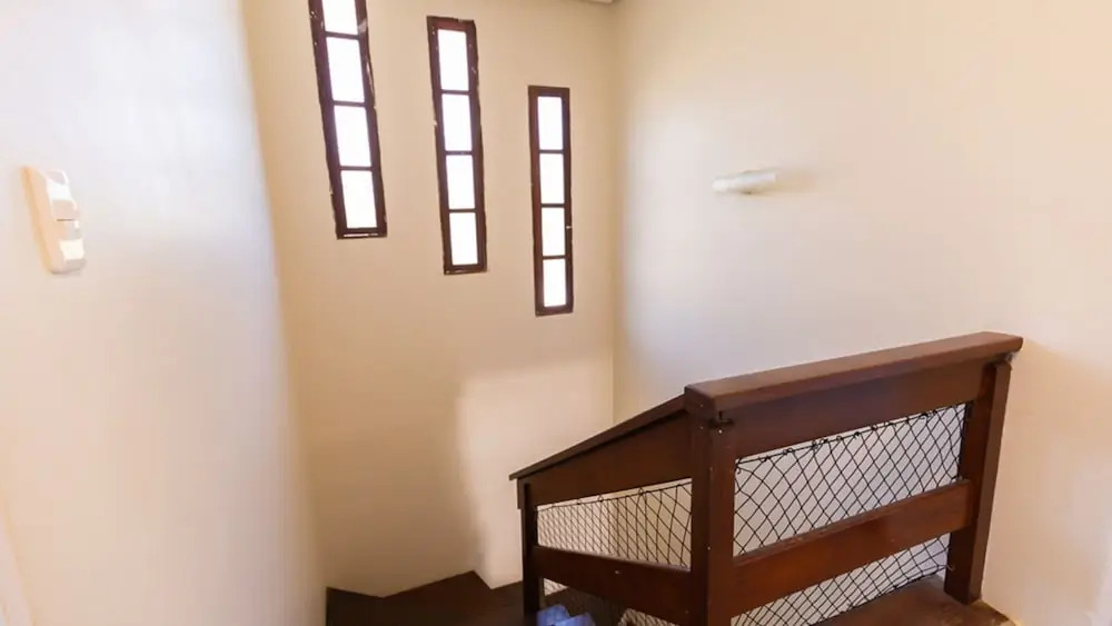 Casa com Wi-fi Piscina e Garagem a 550m da Praia