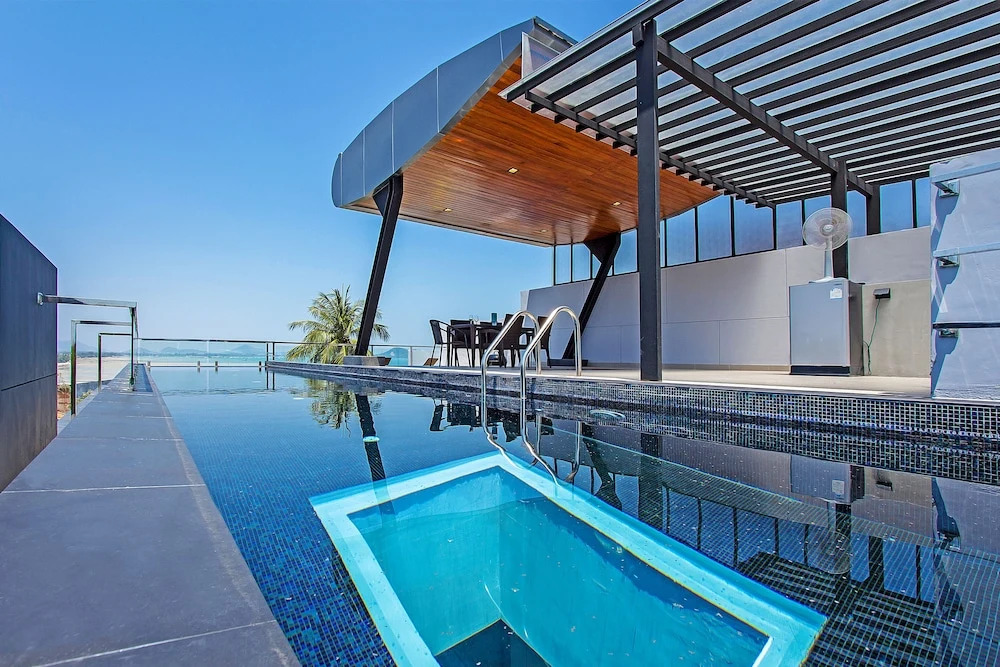 Equilibrium Rawai Villa - 4 Bed