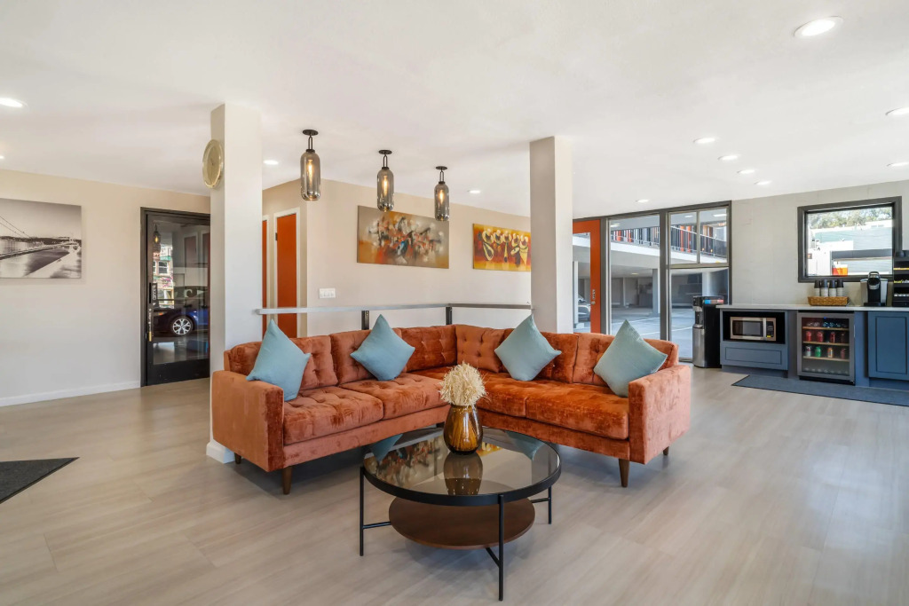 La Luna Inn, an Ascend Collection Hotel