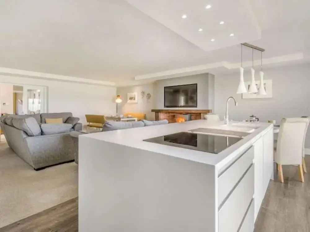 Sleeps 10 - Hot tub - Pool Table - Play Park