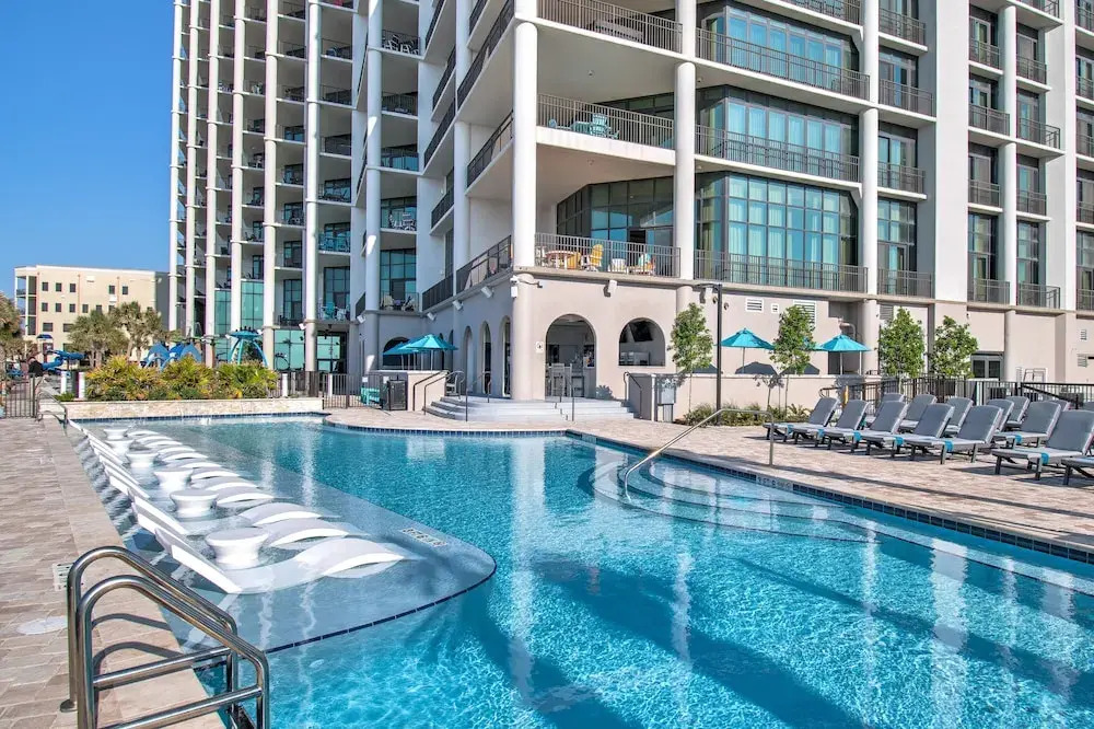 The Oasis 1406 Formerly Phoenix West Ii 1406 3 Bedroom Condo
