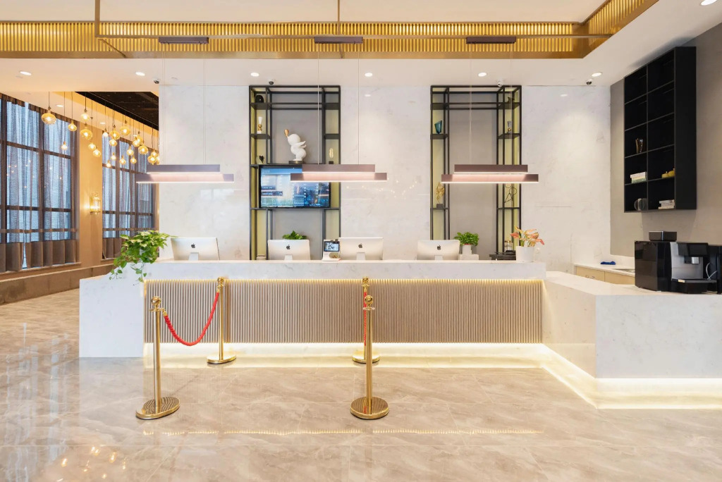Jitai Hotel (Shanghai Train Station South Square)