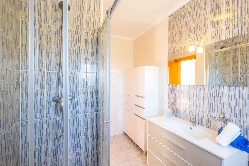 Villa Avalon - Jacuzzi, Cinema e Piscina Aquecível em Armação de Pêra