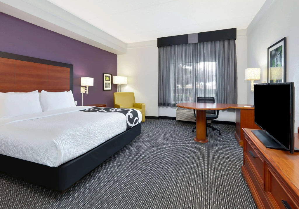 La Quinta by Wyndham Dallas North Central