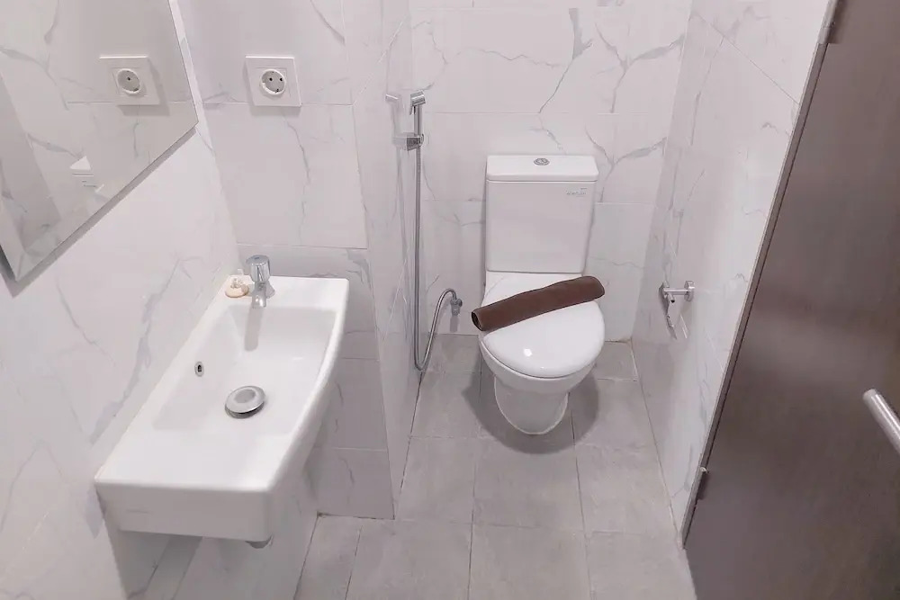 Comfy and Strategic Studio at Pacific Garden Alam Sutera Apartment