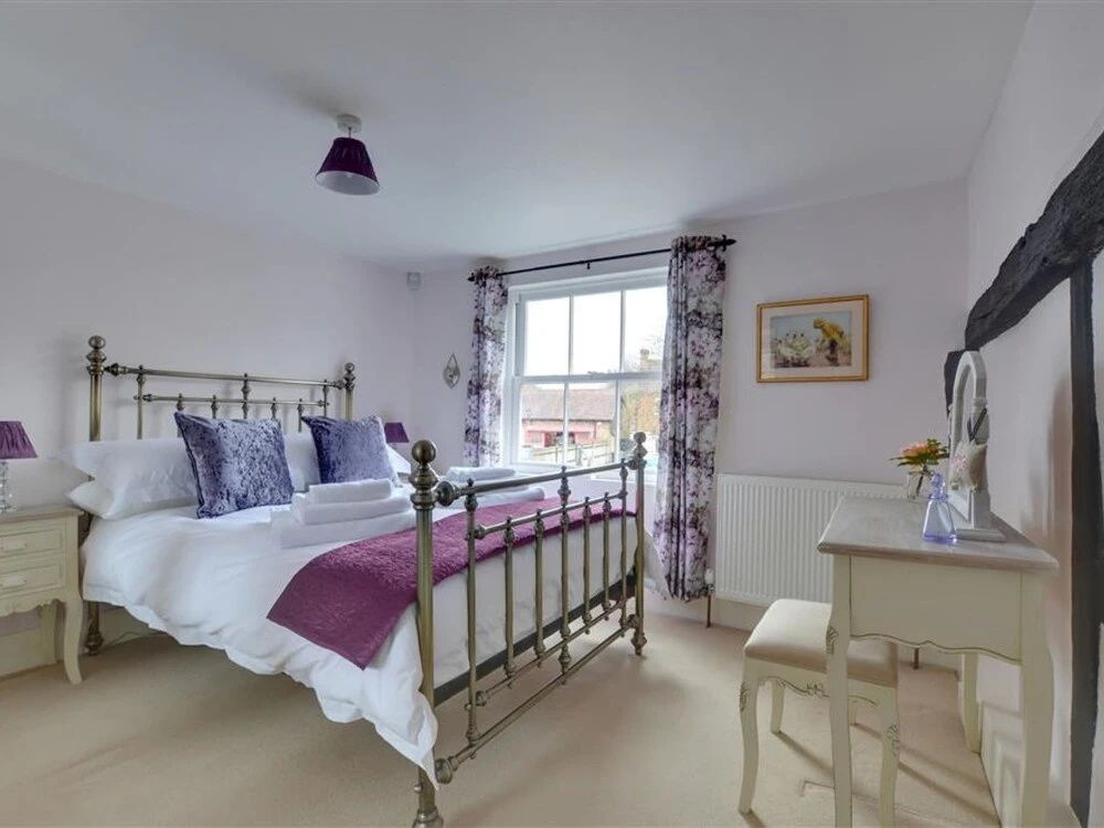 Pretty Holiday Home in Sedlescombe Kent With Garden