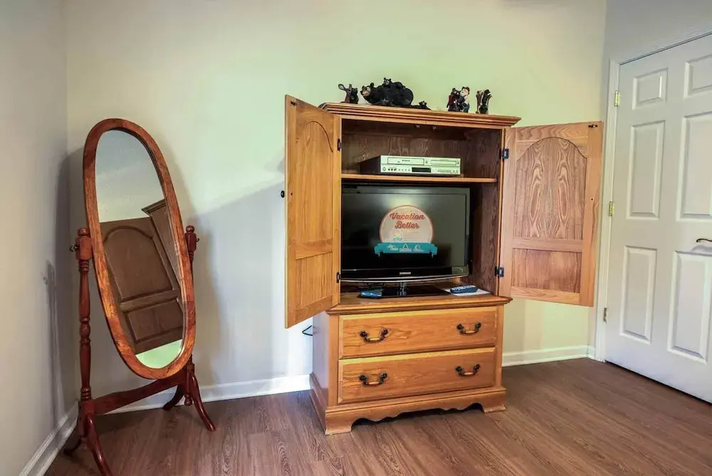 Whispering Pines 611