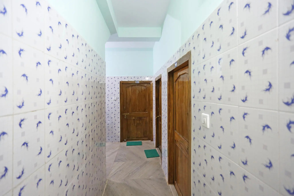 OYO 12801 Hotel Nilamadhab