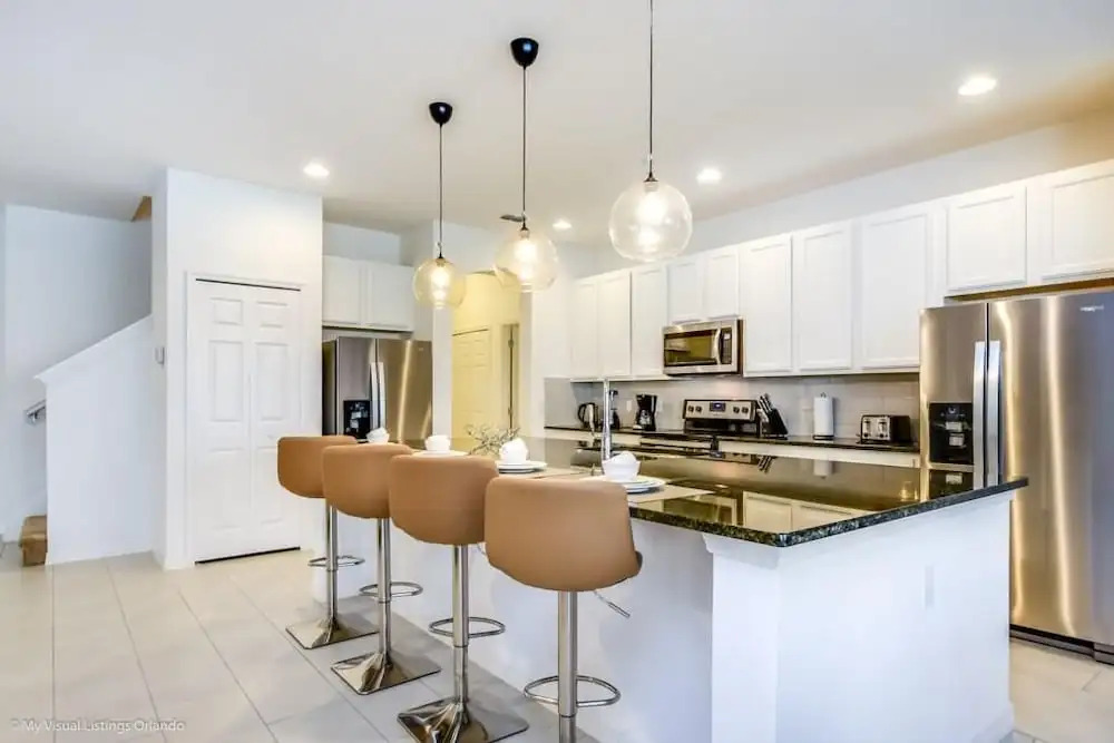 7013ows 14 Bed 14 Bedroom Home