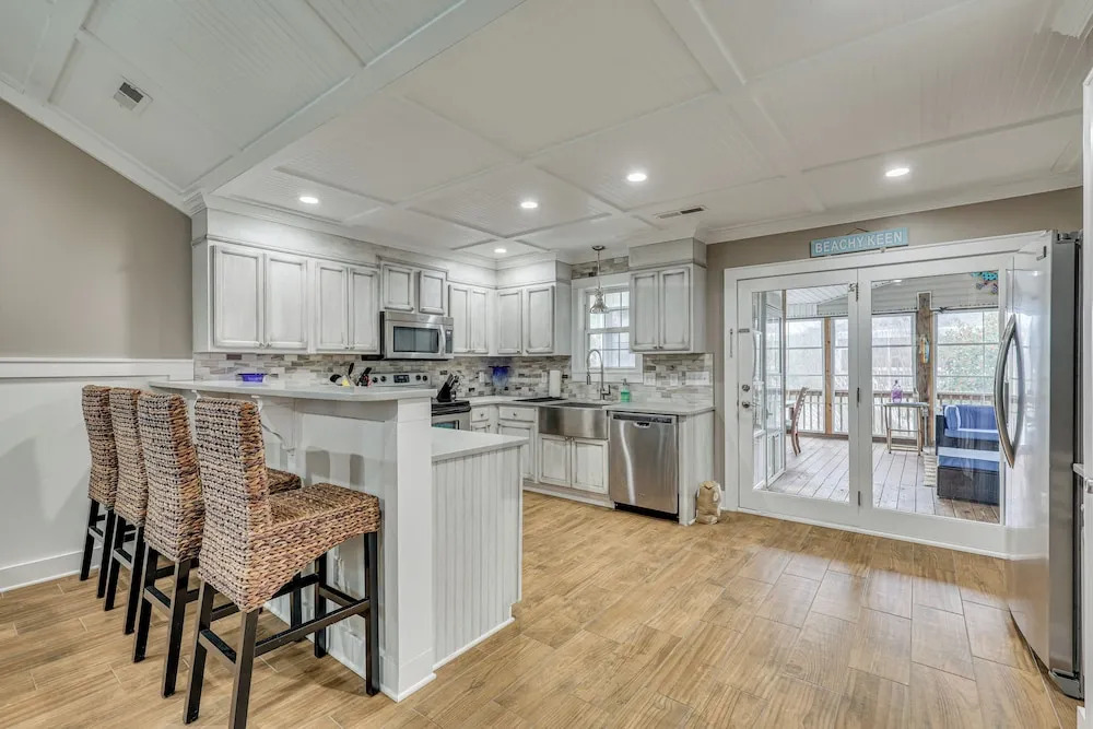 Walk to Beach & Parks! Coastal Haven in Oak Island