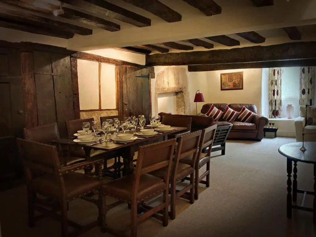 The Medieval Hall Apartment