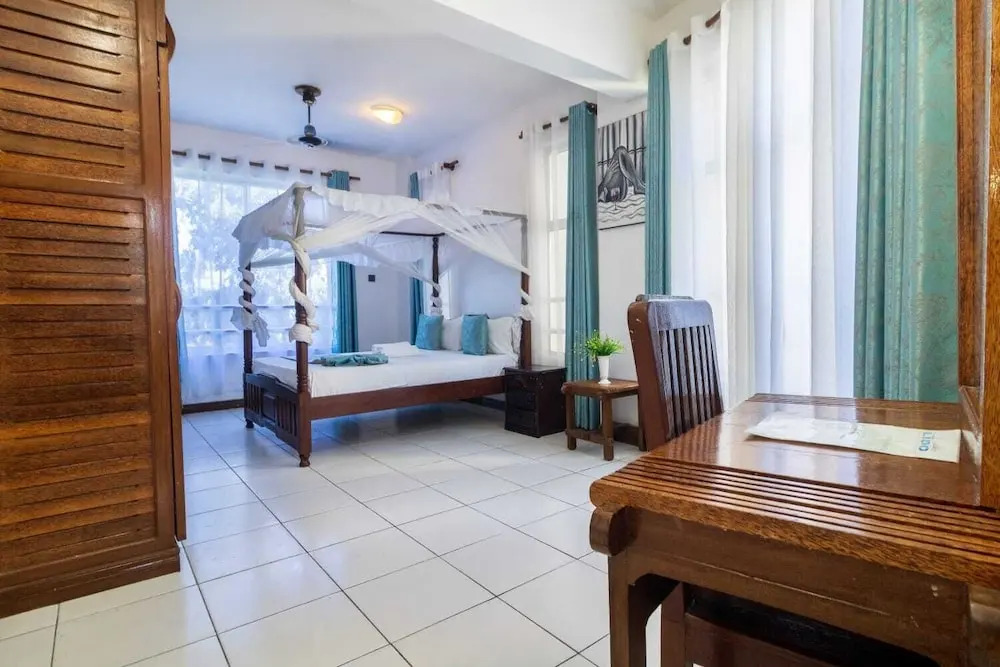 Lux Suites Vee Lido Apartments