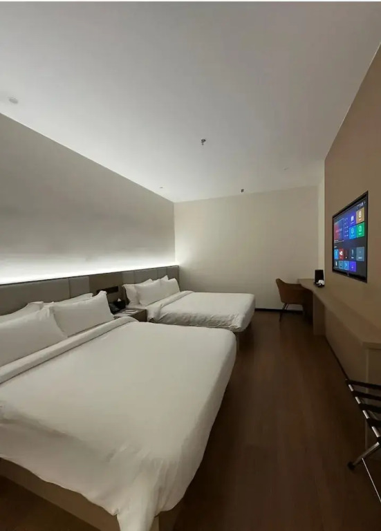 The MAJULAN Hotel