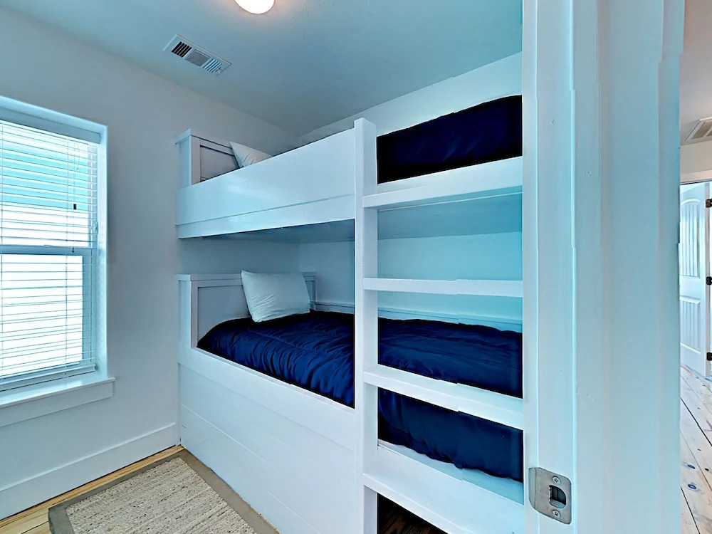 The Commons #801 - Three Bedroom Townhome