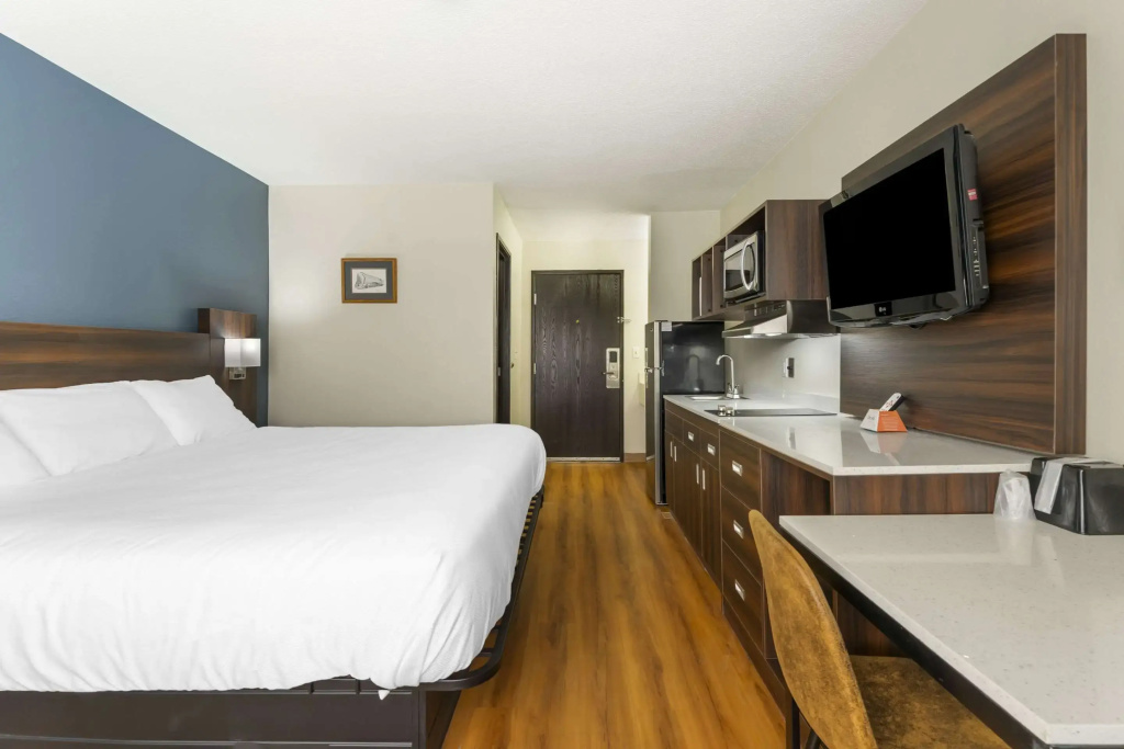 Suburban Studios LaVale - Cumberland