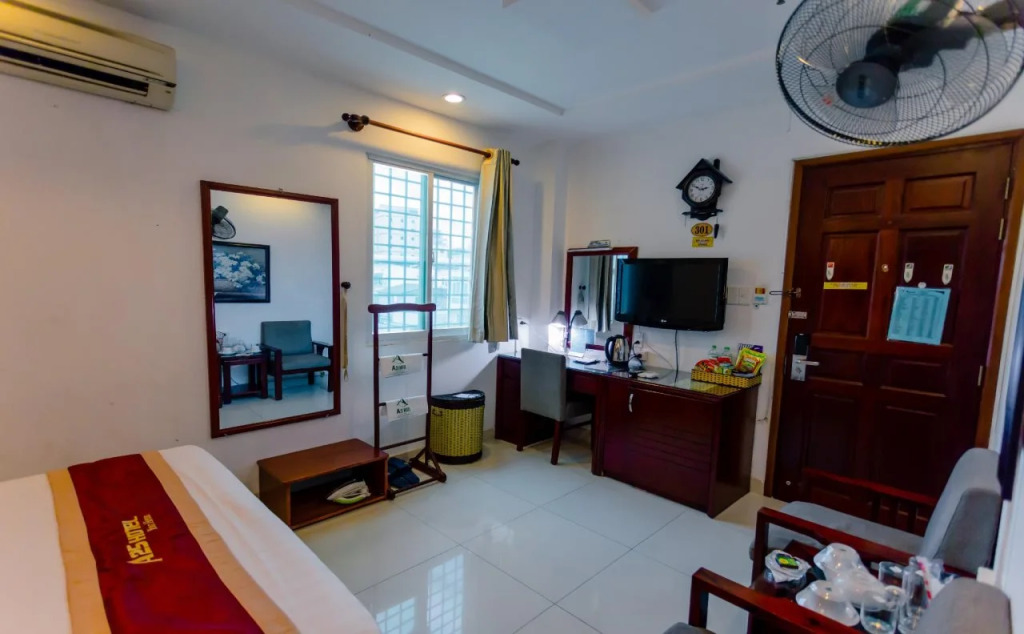 A25 Hotel - 14 Lương Hữu Khánh
