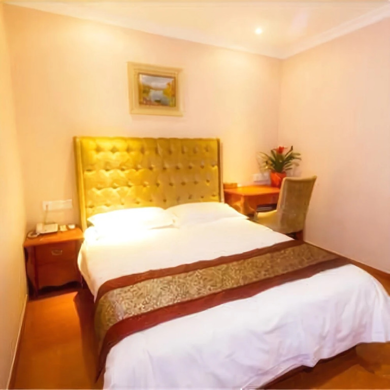 Yijia Chain Hotel Suzhou Zhuozheng Garden Guanqian Street