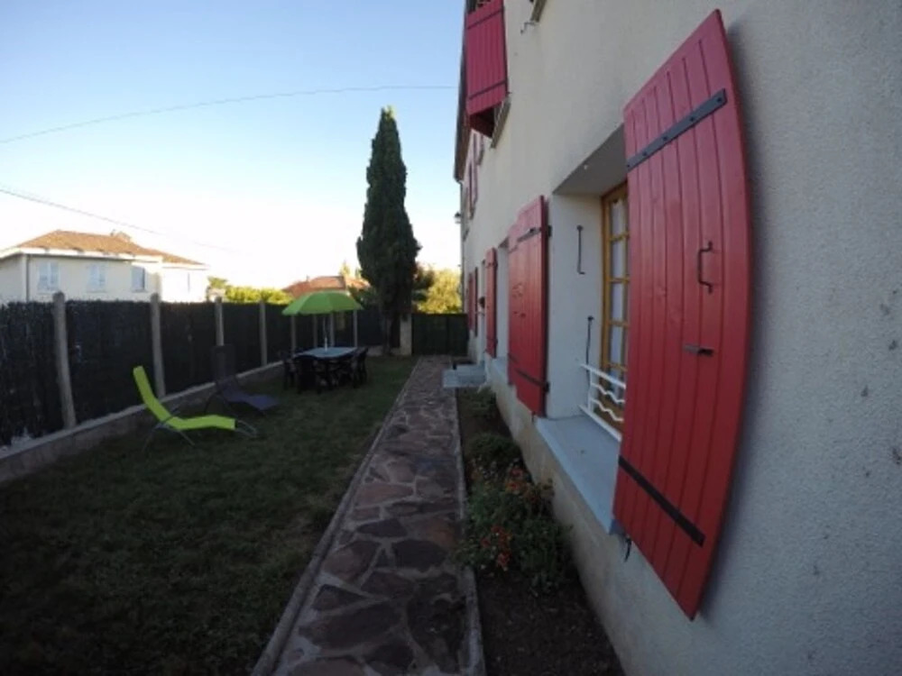 Apartment With 3 Bedrooms in Aubenas, With Wonderful Mountain View, En