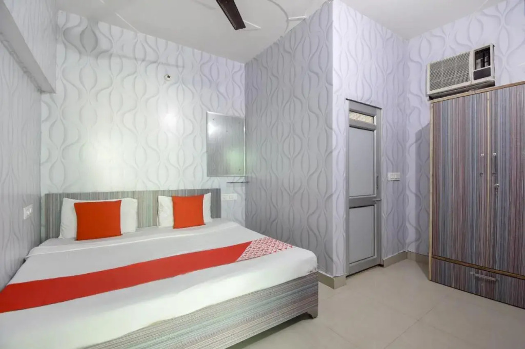 KT Homes by OYO Rooms