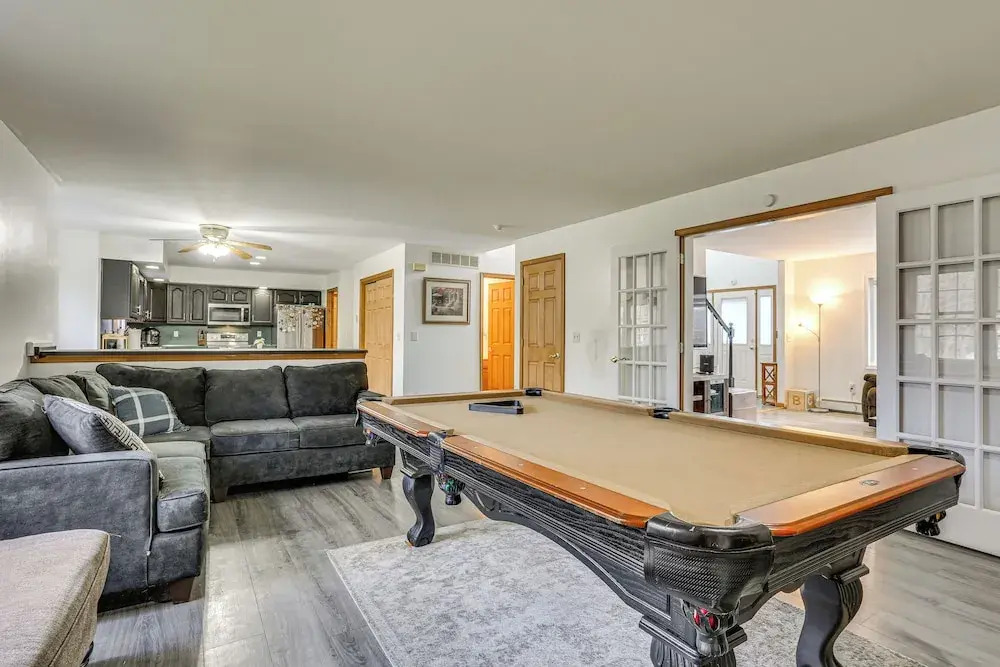 Hike, Ski & Game: Spacious Poconos Home w/ Yard