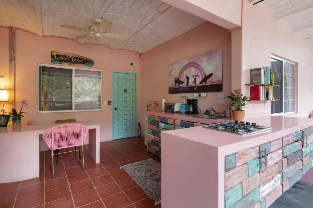 My Sisters House - Female only