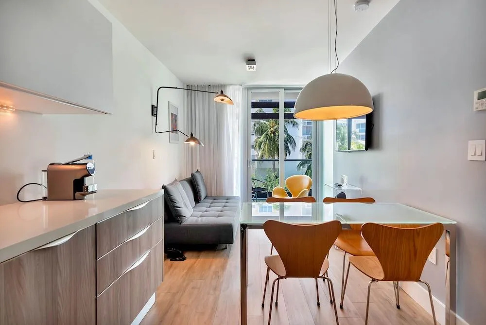 Private Condos at 1215 West by LMC