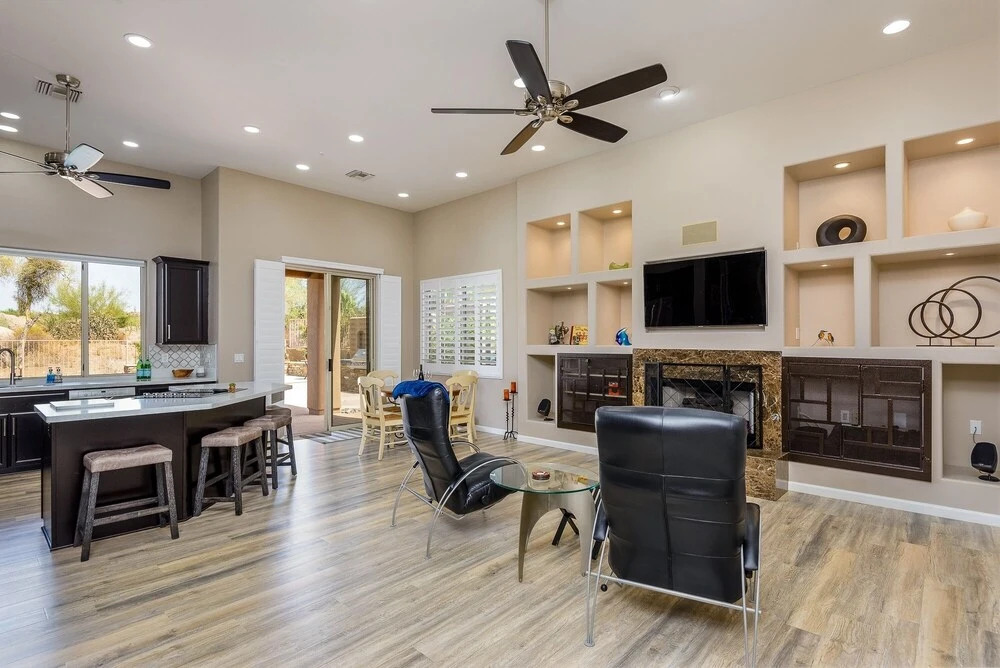 Casa Monument 3 Bedroom Home by RedAwning