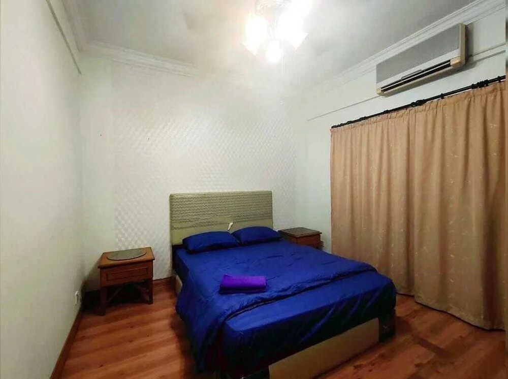 Ber-Santai at Marina Court