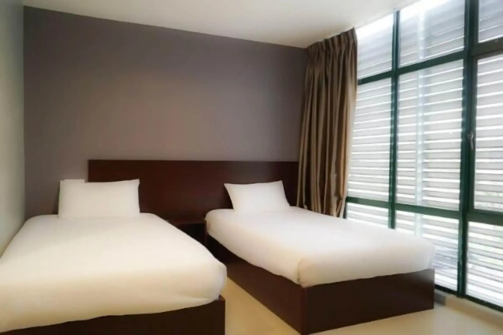One Point Hotel